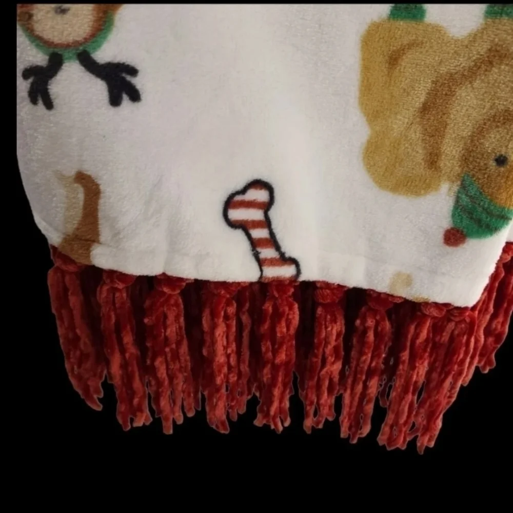 POMERANIAN Pom Retriever Lab Akita Dachshund Dog Christmas Tassel Throw Blanket